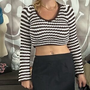 EARTHBOUND brown & white crotchet top